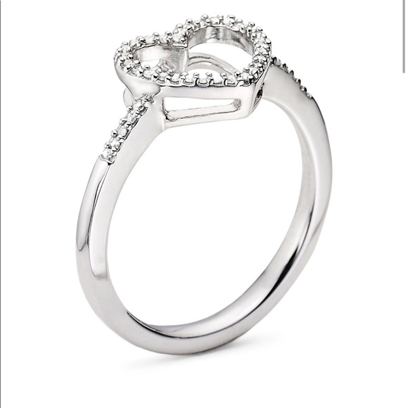 💎 Heart Diamond Ring - Picture 2 of 7